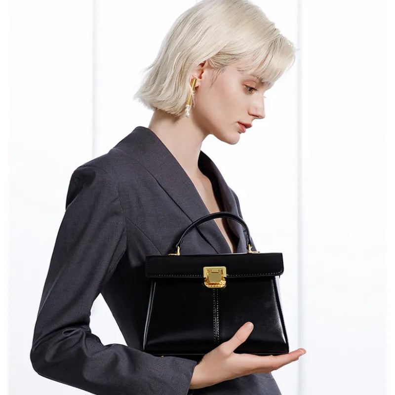 Bolsa Tiracolo Feminina Couro Modelo Esther Marrom