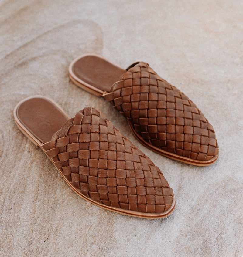 urge opi woven leather slide