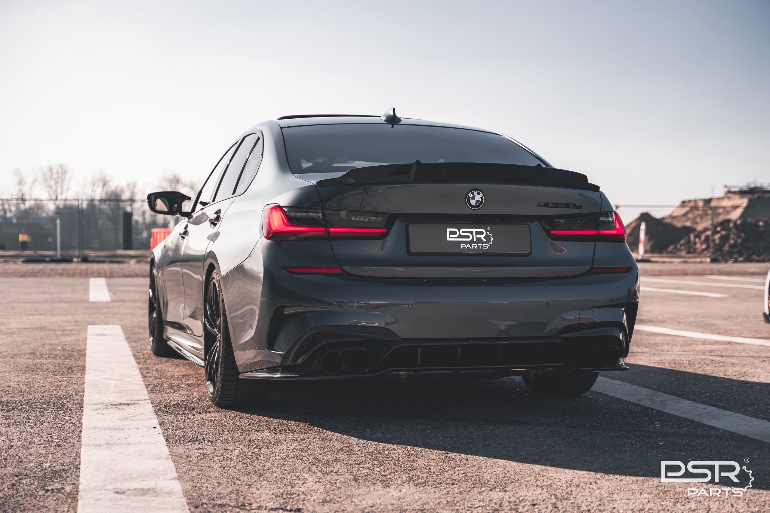 Kann ein BMW 330e getunt werden? Aufhängungs-Downpipes Remap Auspuff-Tuning  – PSR Parts