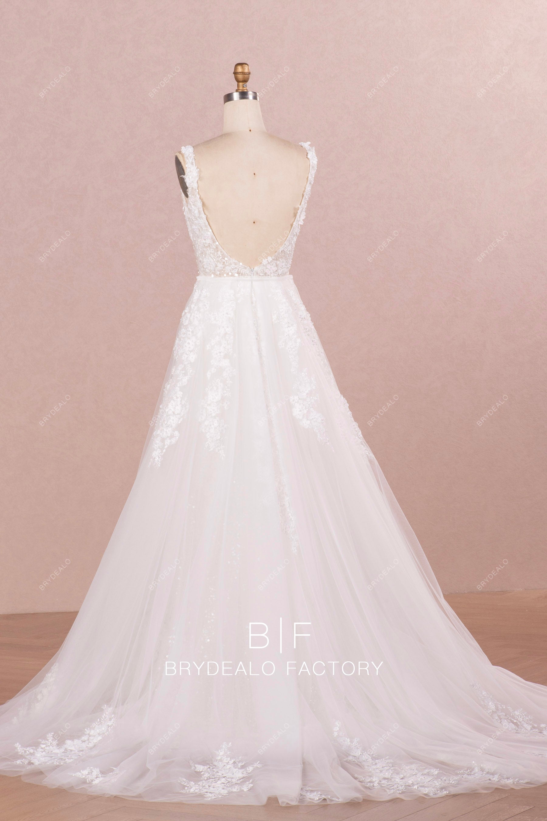 Ivory Lace Wedding Gown Removable Tulle Overskirt - Promfy