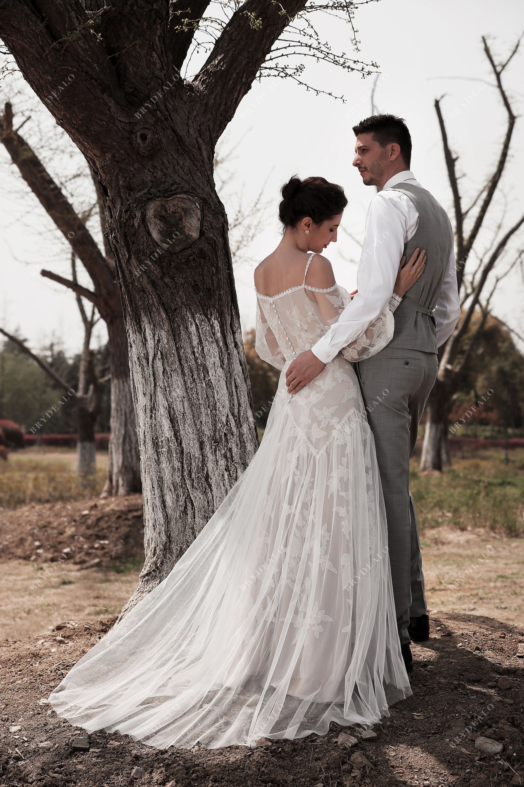 Sample Sale  Two-Piece Flower Lace Tulle Layered Wedding Dress