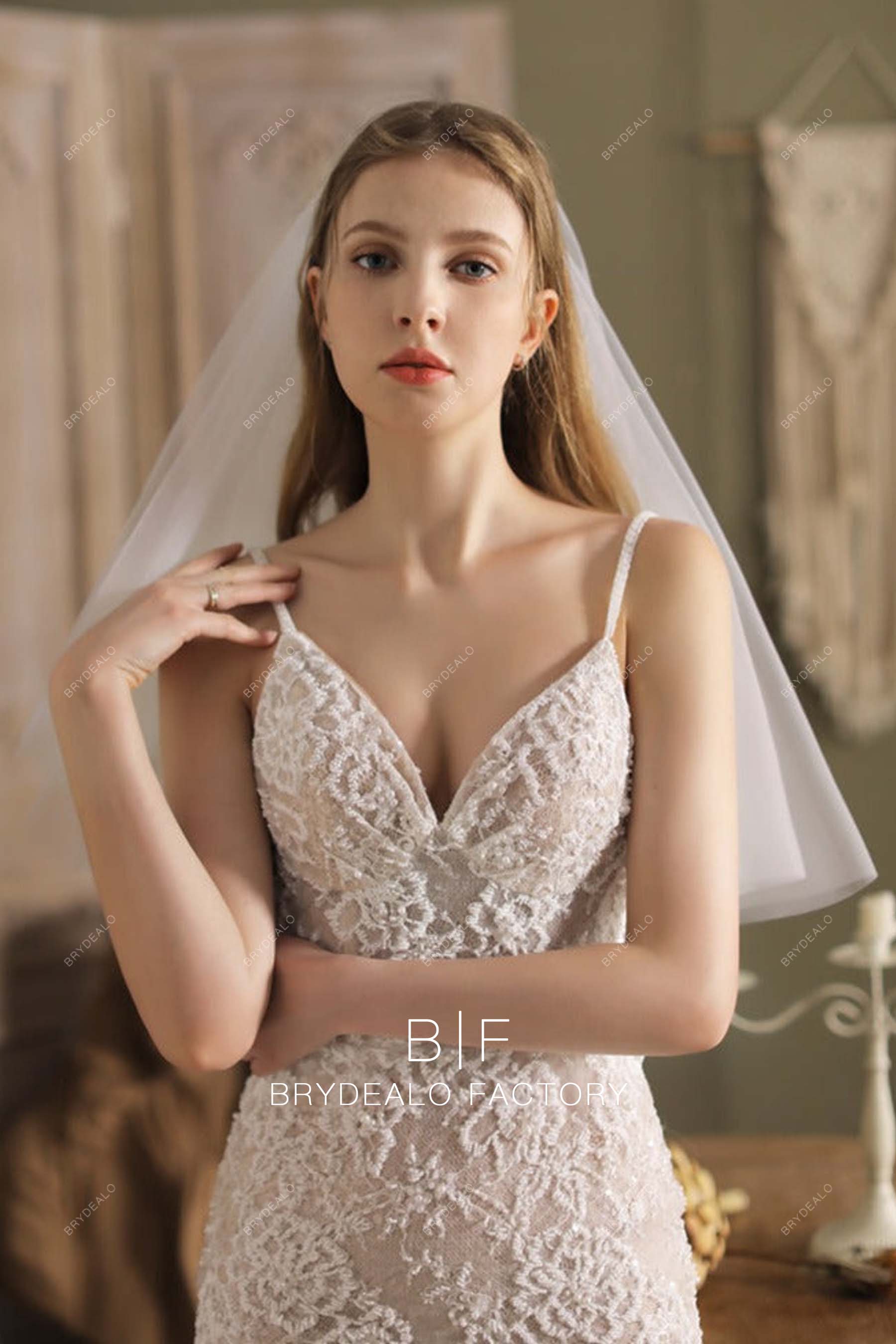 Brydealo Factory Shoulder Length Bridal Veil Short Wedding Tulle Headpiece