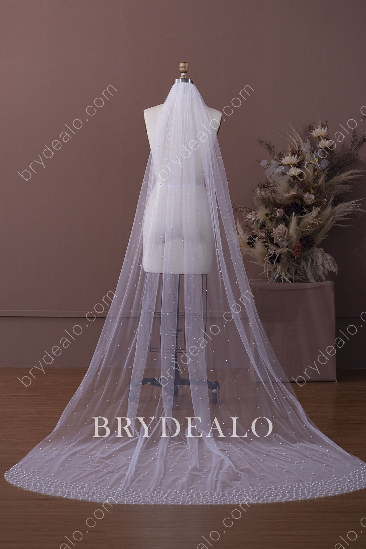 SINDALU 90 Chapel Length Veil,Champagne Tulle Wedding Veil with  Pearls,Floral Lace Veil,Cathedral Bridal Veil with Comb,Pearl Lace Veil,Beaded  Veil 