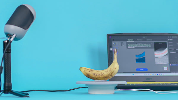 3dmakerpro Mole scanning a banana
