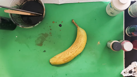 painting and finishing 3d scanned banana