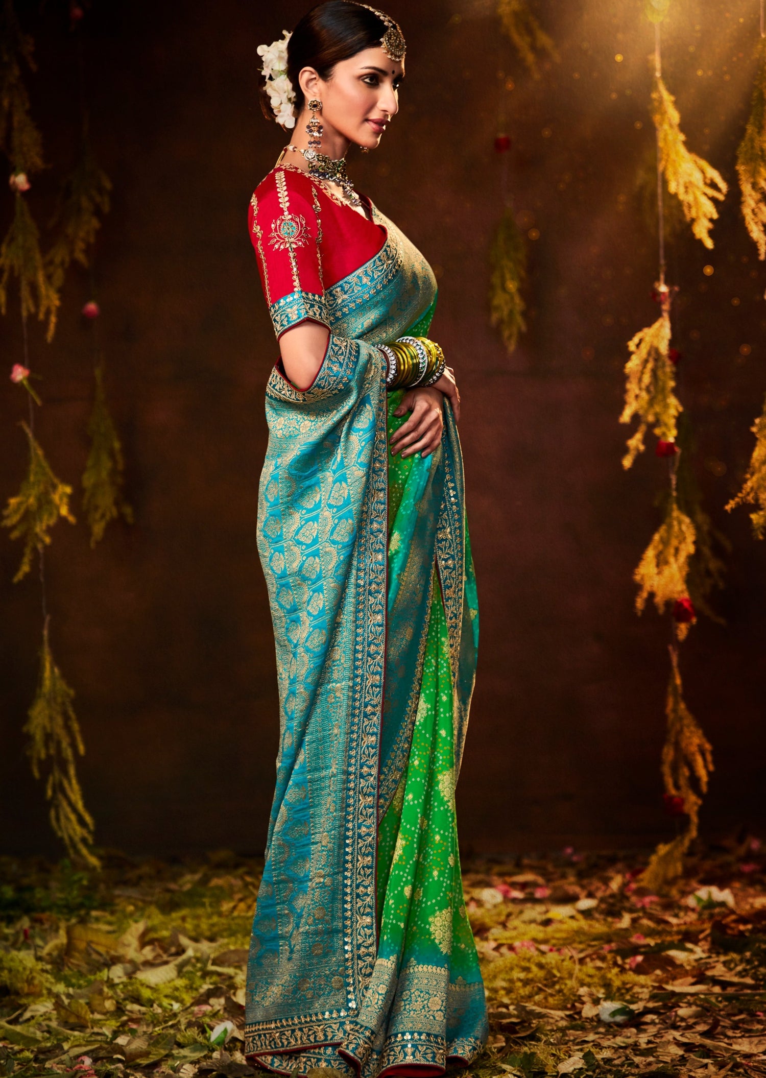 green-bandhani-bridal-saree-with-red-blouse