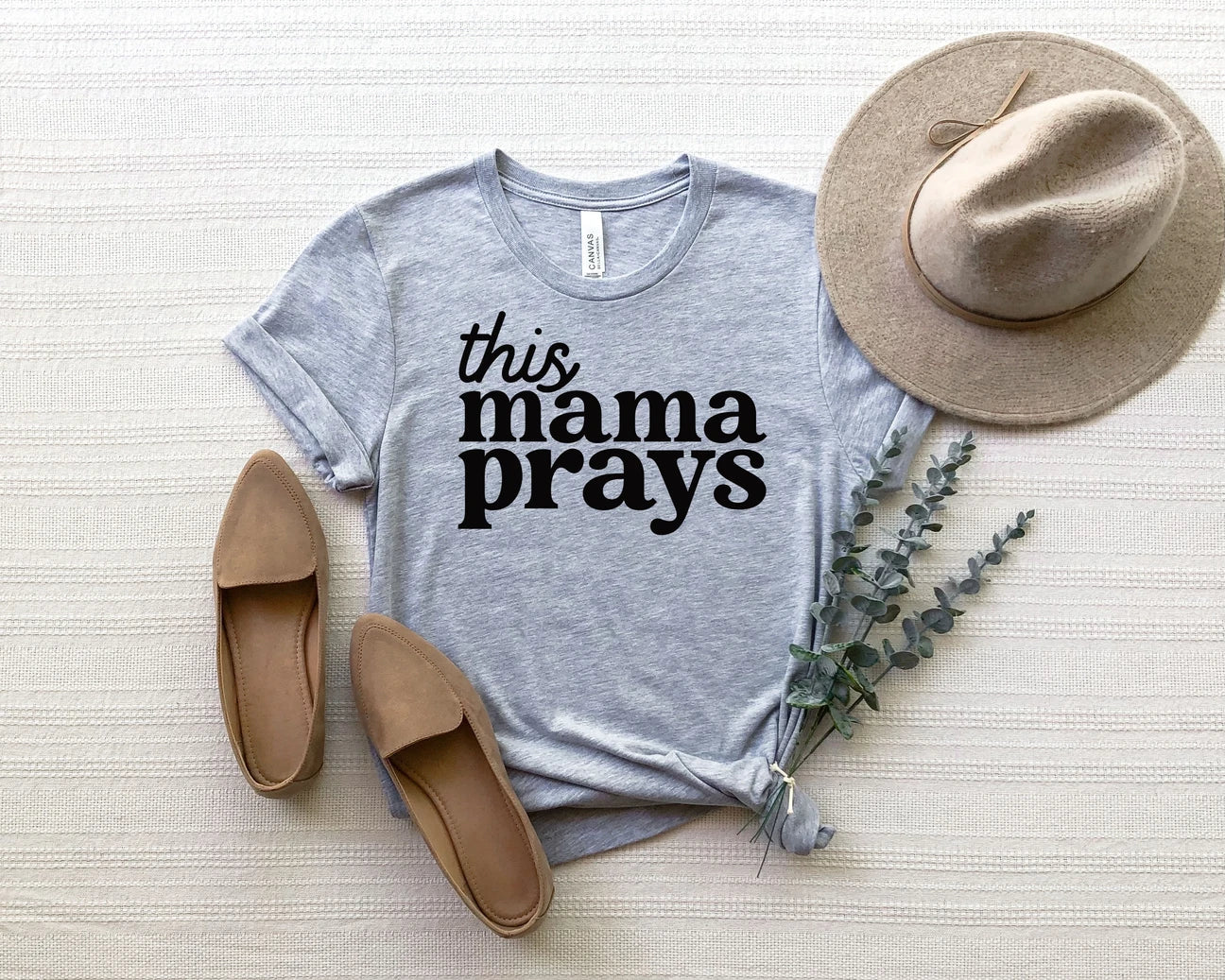This Mama Prays Tee