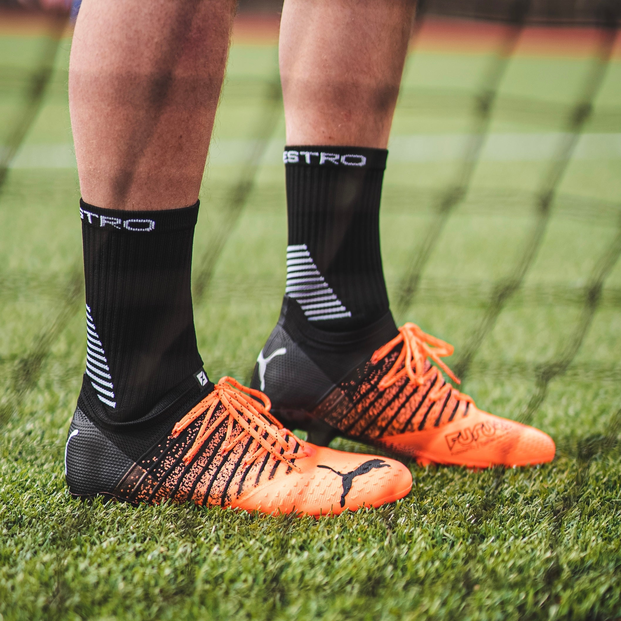 Black Maestro Grip Socks – MAESTRO Sportswear