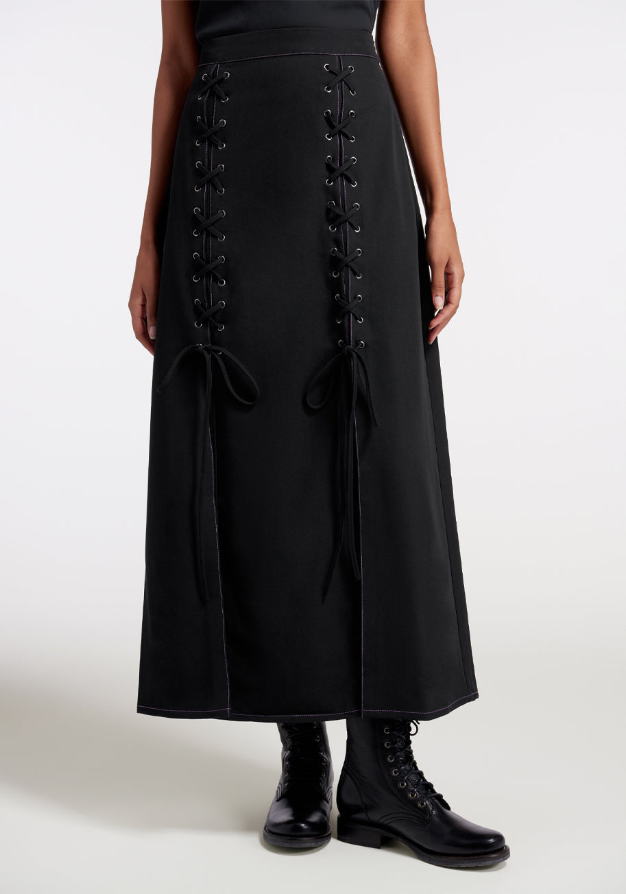 Steampunk Skirts | Bustle Skirts, Lace Skirts, Ruffle Skirts Dangerfield Split Decision Midi Skirt in Black Size 20 $98.00 AT vintagedancer.com