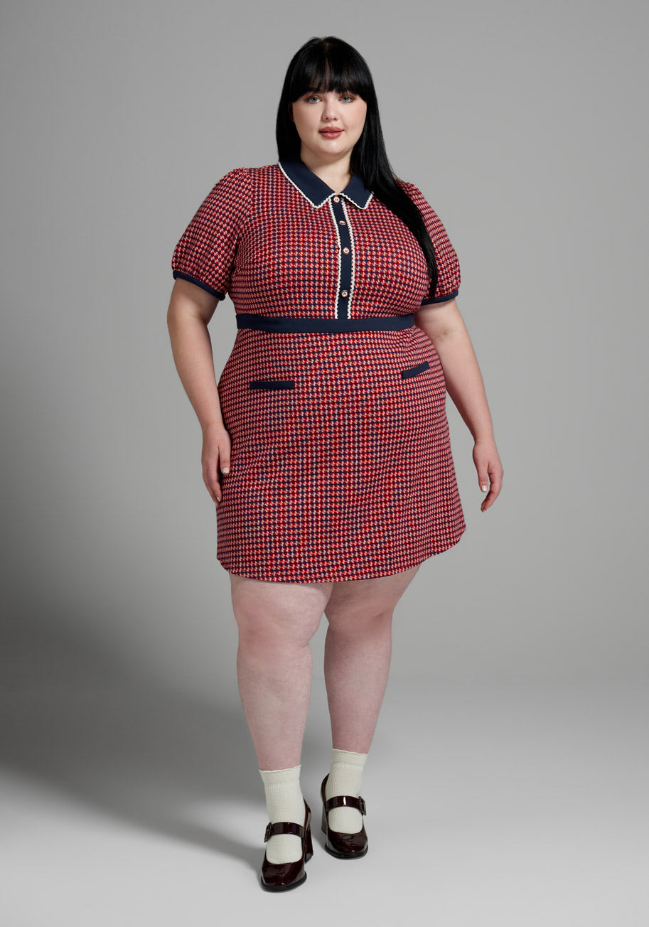 Plus Size Retro Dresses 50s, 60s ,70s, 80s, 90s No Brand Scholastic Classic Collared Mini Dress Size 4X $89.00 AT vintagedancer.com