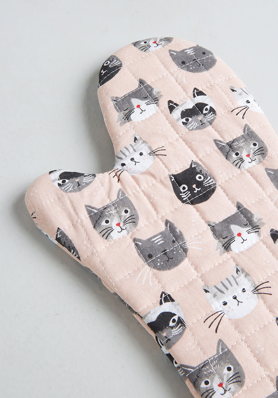 Cat Buy Me Love Oven Mitt in Pink