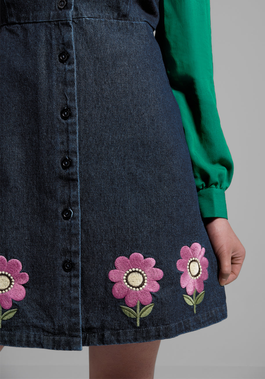 Endless Summer Daisies Embroidered Jumper