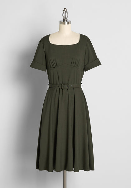 Short Sleeves Sleeves Fitted Shirred Belted Pocketed V Back Vintage Back Zipper Fit-and-Flare Swing-Skirt Square Neck Dress