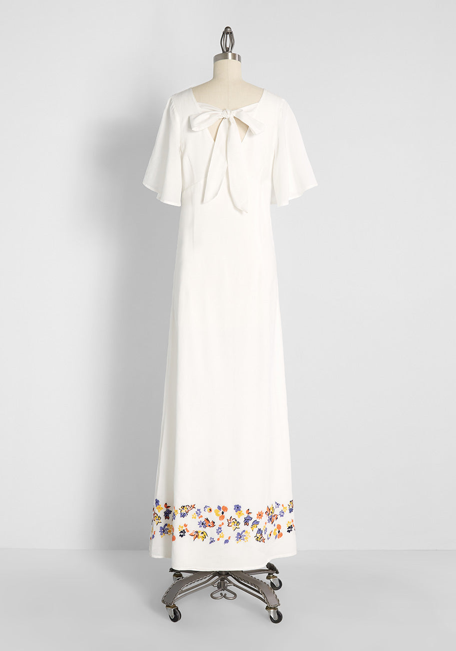 A Midsummer's Daydream Embroidered Maxi Dress