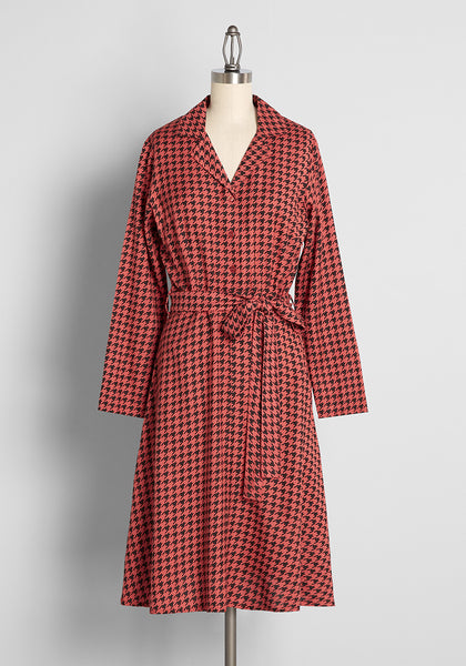 A-line Button Front Stretchy Side Zipper Button Closure Self Tie Belted Vintage Viscose Long Sleeves Collared Notched Collar Dog Houndstooth Print Shirt Midi Dress With a Sash