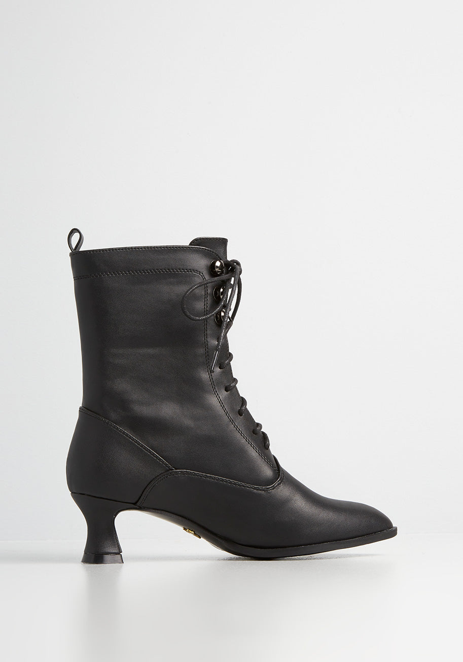 Lulu Hun x Collectif Consulting My Cauldron Boot