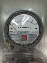 Load image into Gallery viewer, DWYER 2010-LT PRESSURE GAUGE 0&quot;-10&quot; Water Guage  NEW IN BOX. Loc.6B
