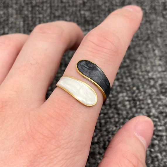 Two Tone Enamel 18K Gold Plated Ss Adjustable Ring