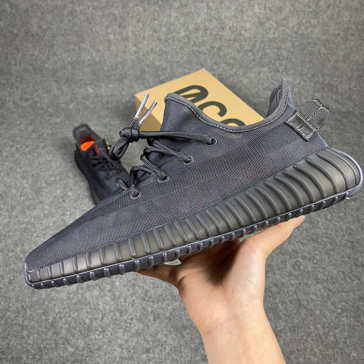 yeezy 350 cinder mono