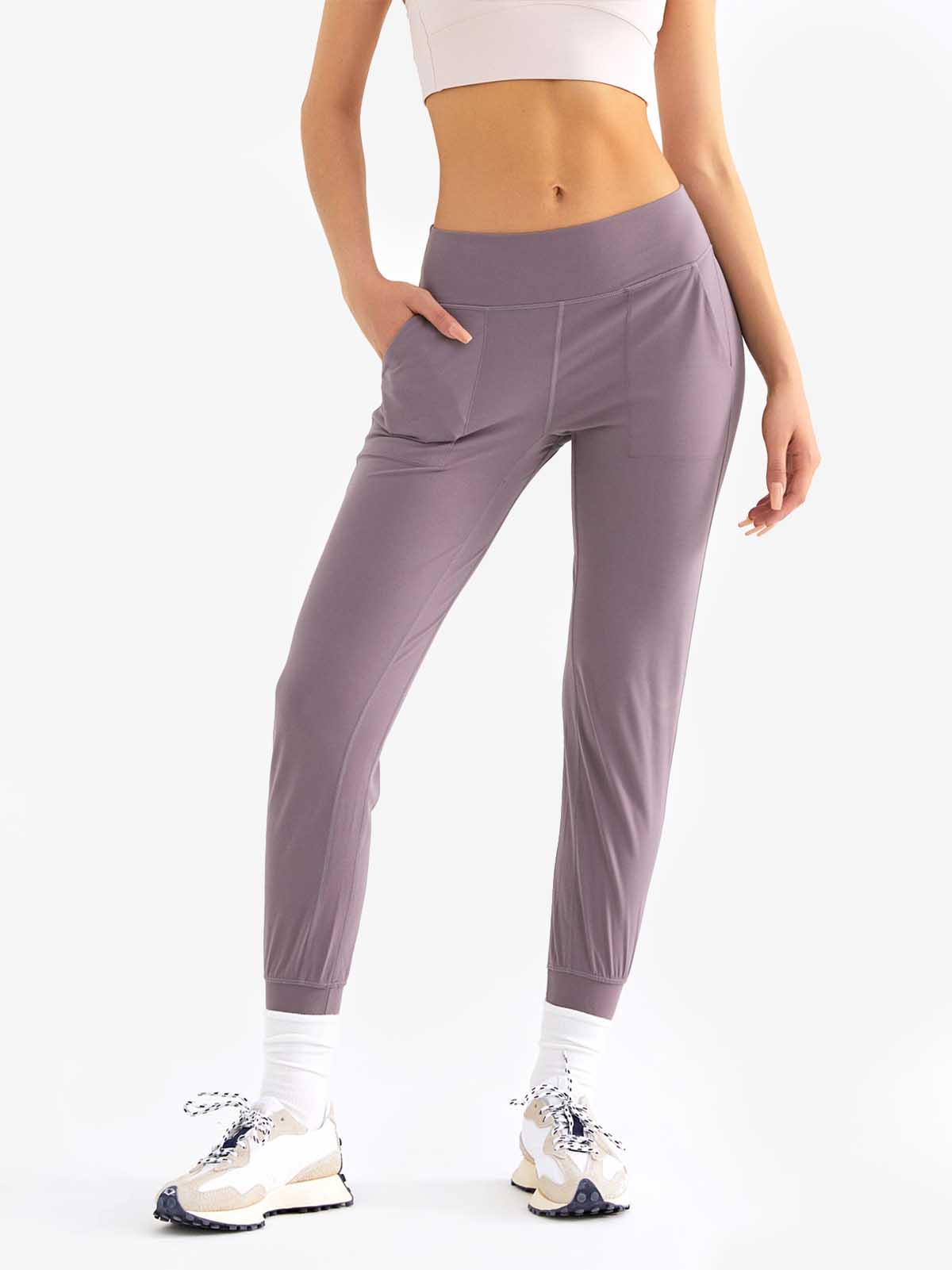 2ND-SKIN Stretch Flat Waisted Jogging Capri Pants - AhaAha product image