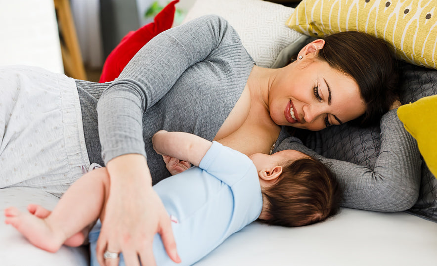 Q&A Your Breastfeeding Questions - Momcozy Blog Post