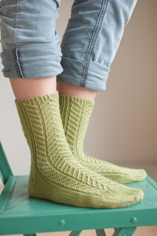 VOGUE KNITTING SOCKS ON THE GO PATTERN HCB BOOK FAIR ISLE ARGYLE BABY MUCH  MORE