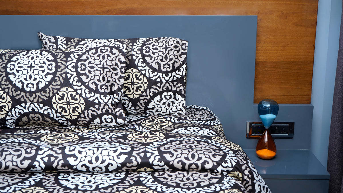 Online shopping to find geometric print, double cotton bed sheet