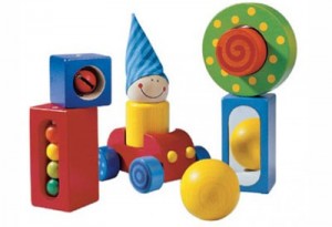 BENEFITS OF WOODEN TOYS