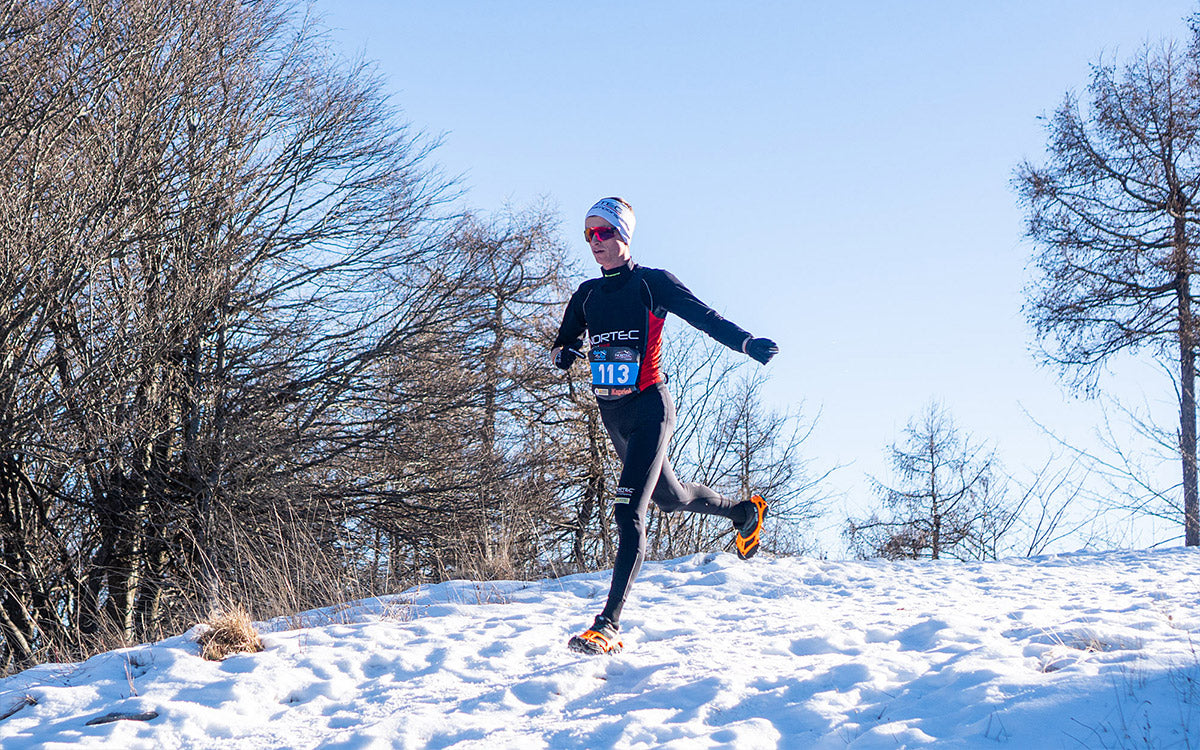 Luca Del Pero durante la Snow Run Resinelli 2024, foto di Giacomo Meneghello