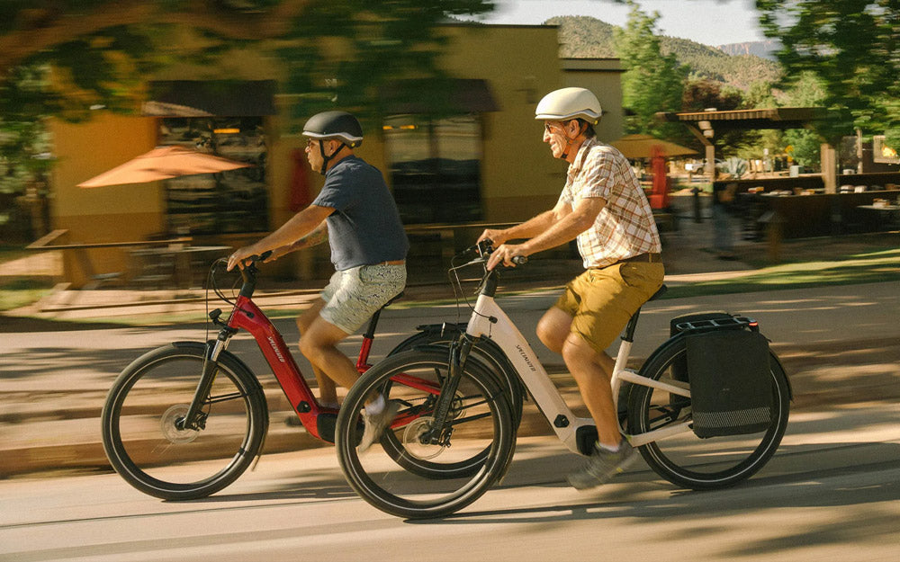 Le biciclette a pedalata assistita possono essere perfette per muoversi in città