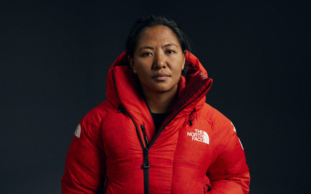 Dawa Yangzum Sherpa indossa la nuova tuta Himalayan da donna di The North Face