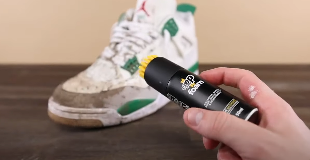 YouTube snippet of cleaning the Jordan 4 x SB Pine Greens