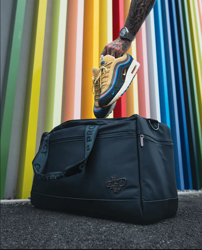 Keep your Kicks box fresh - CREP PROTECT SNEAKER BAG - CLOTHES MAKE THE MAN