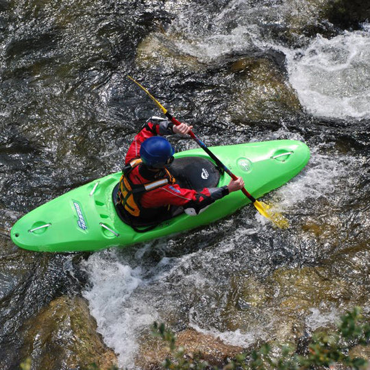 Whitewater Kayaking Gear Guide: 6 Must-Have Accessories – Outdoorplay