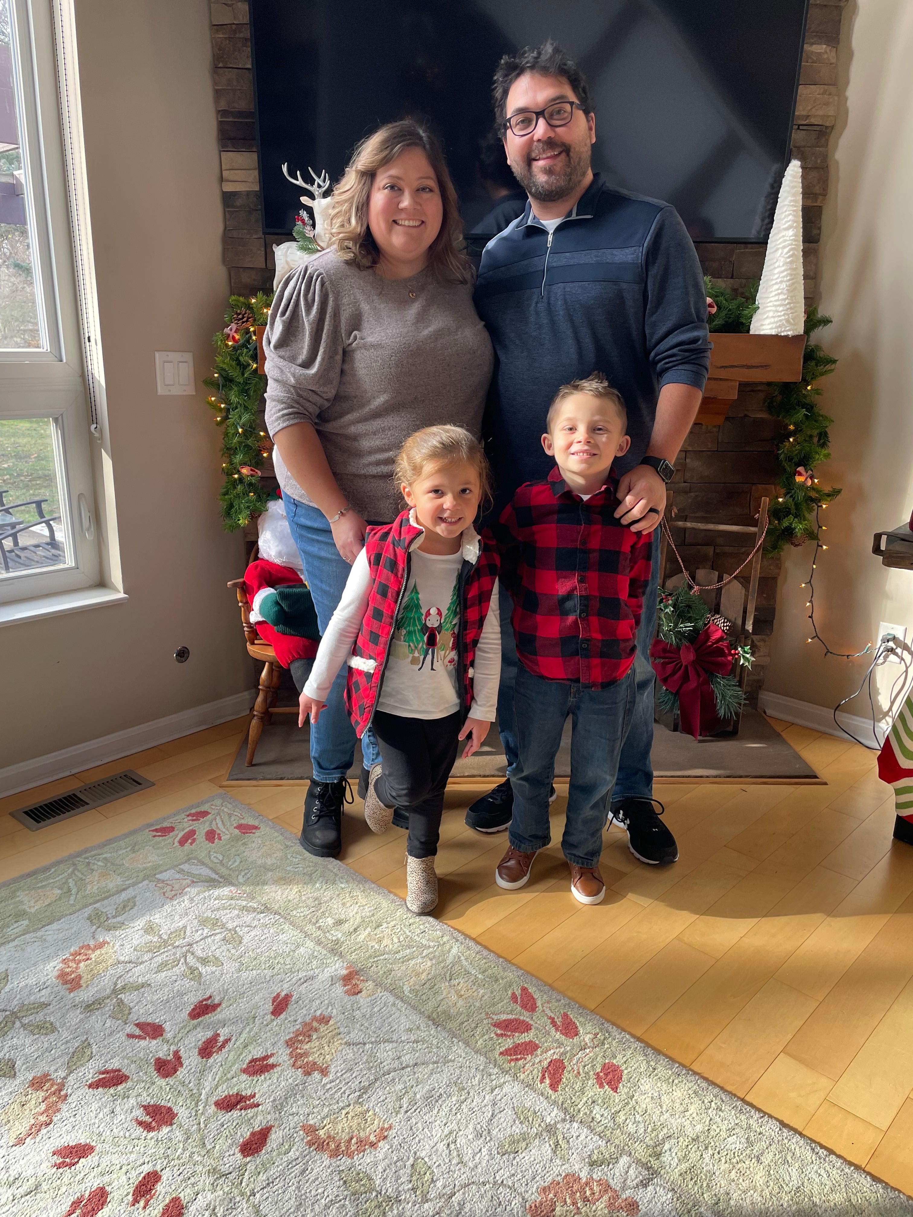 Kate Evans and Family Picture - Owner of Merry Mailers Shipping Supplies Modern Cute Polymailers