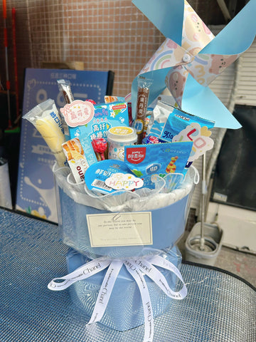 snack gift bouquet with decorations