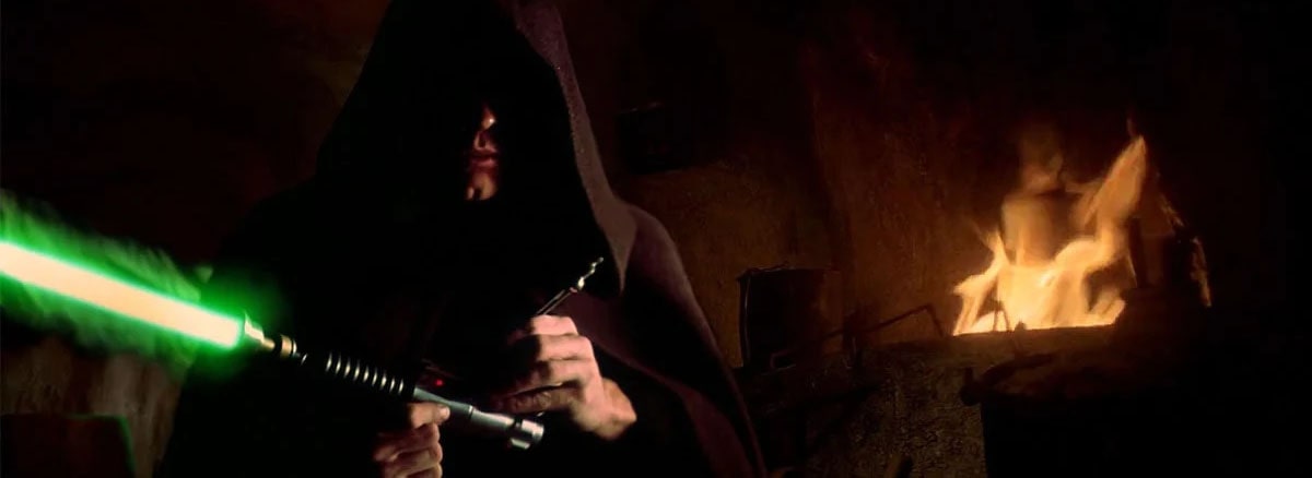 Luke Skywalker che costruisce la sua spada laser verde
