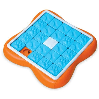 Outward Hound Challenge Slider Puzzle