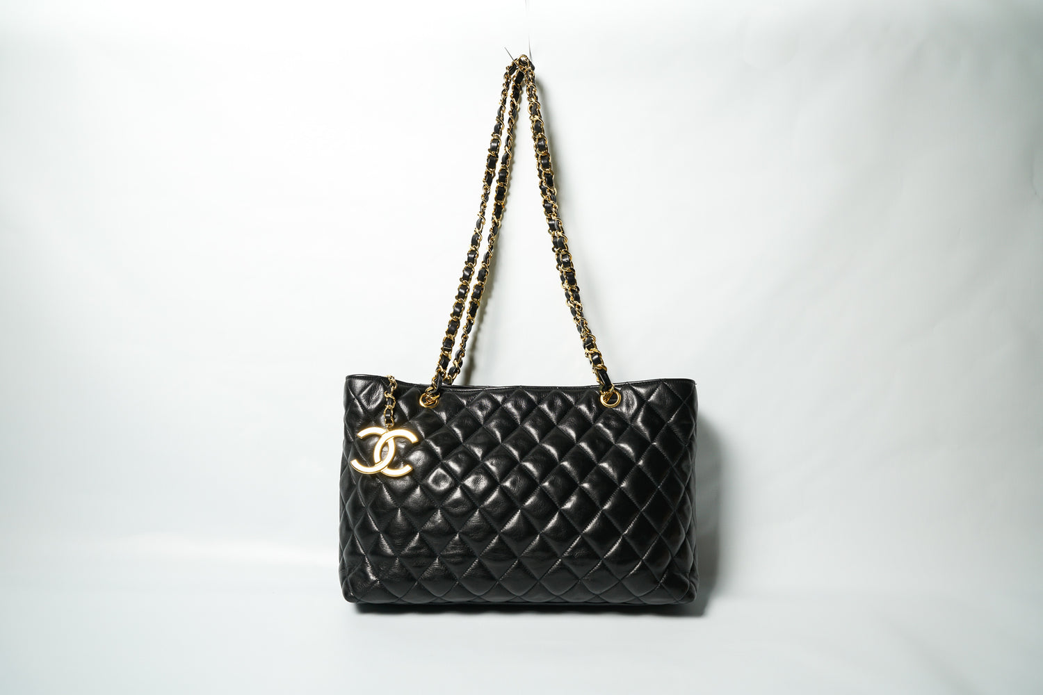 chanel matrasse chain shoulder bag