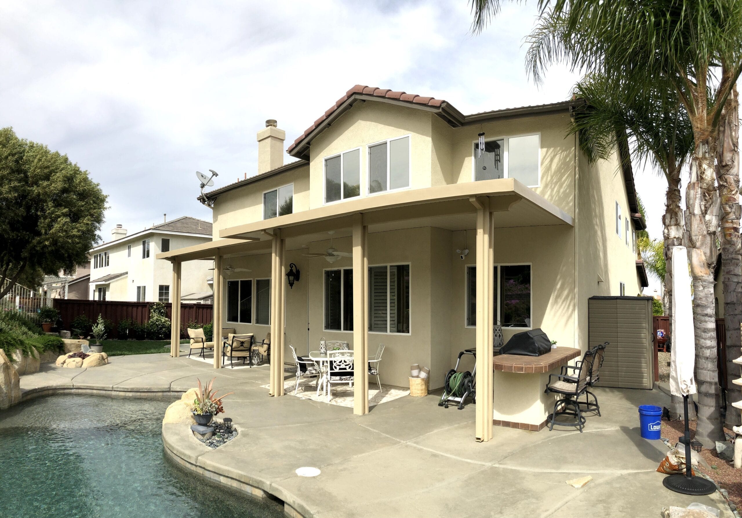 Dual Reflective Window film installation on a home in murrieta ca | Home window tinting murrieta