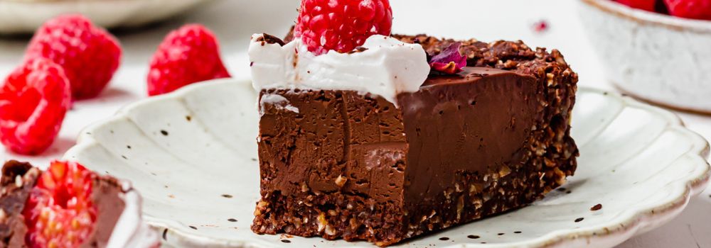 Chokladtårta med hallon serveringsförslag