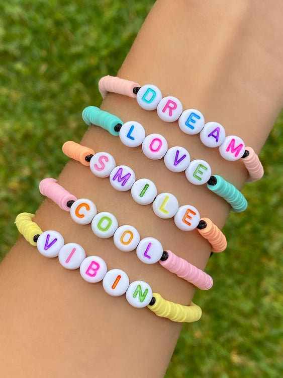 Personaliza Tu Pulsera Letra – LORENZA