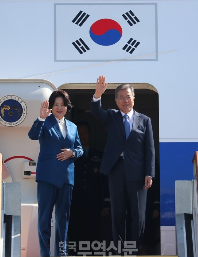 President Moon Jae-in and his wife Kim Jung-Sook 