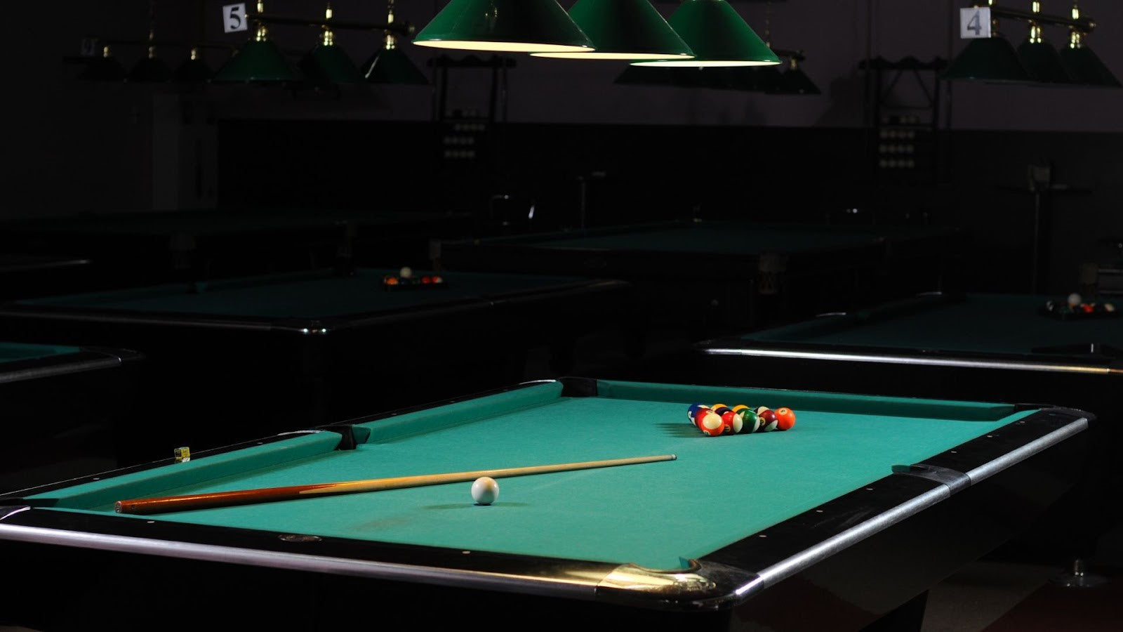 Five Prime Features of Snooker