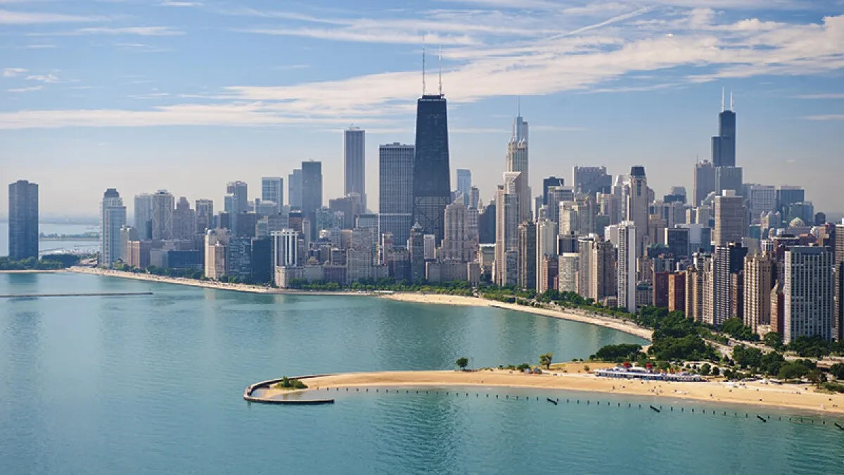 Paddle Boarding Chicago North Avenue Beach