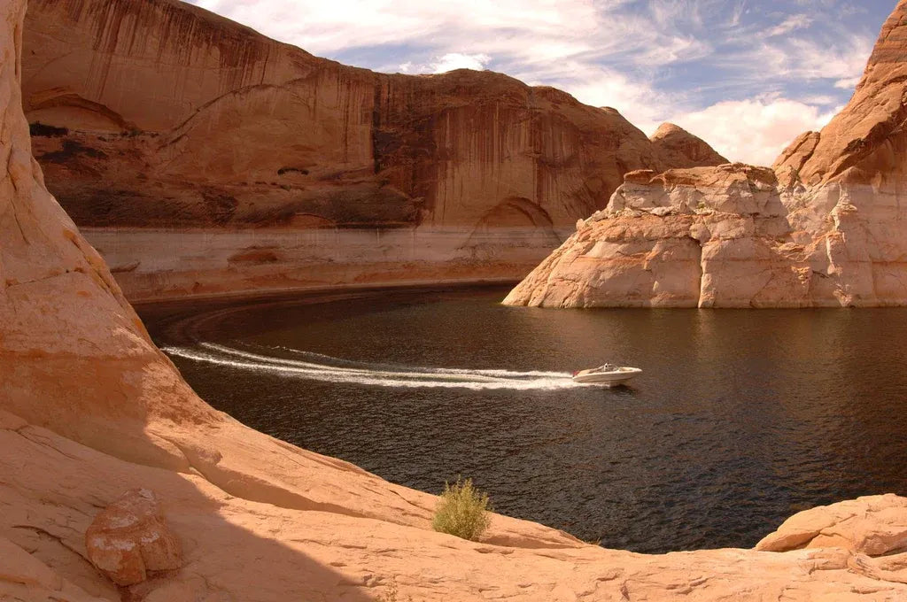 Can You Paddle Board on Lake Powell?