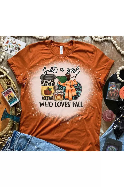 '...Loves fall' graphic tee