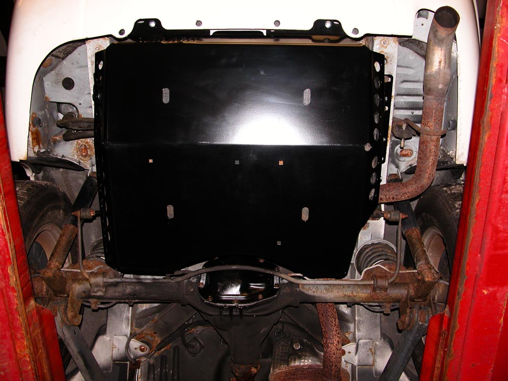 2004 jeep grand cherokee does gas tank skid plate