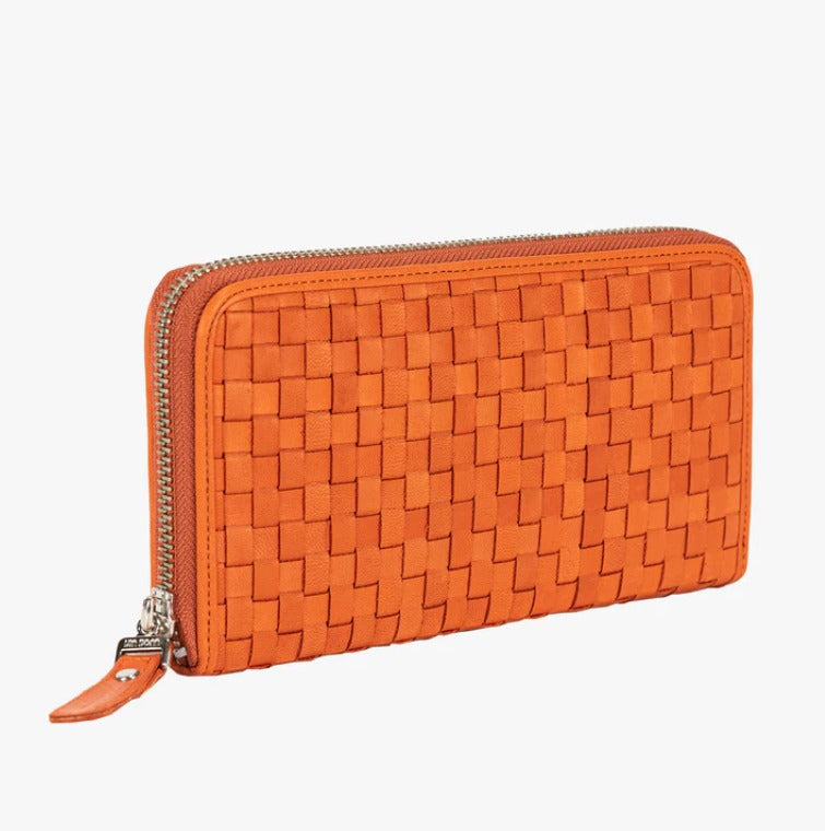 【オレンジの財布】元気をくれるカラー。人とお金を引き寄せる