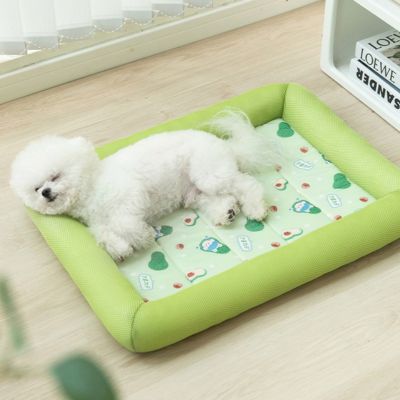 tapis-rafraichissant-chien-pratique